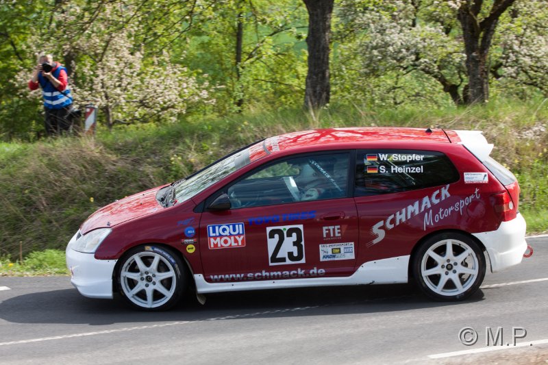 Rallye Fraenkisches_Weinland_06.05.2017_WP4_045.jpg